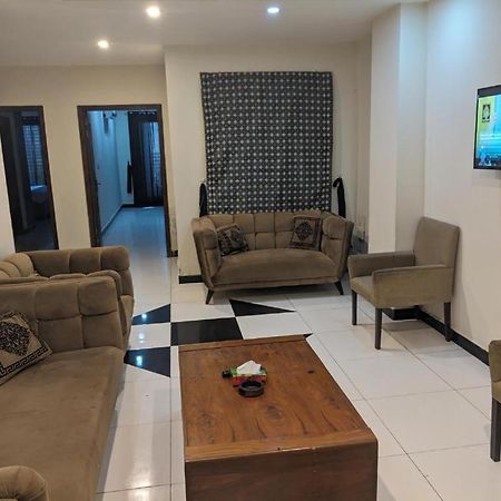 Lavish Hotel راوالبيندي المظهر الخارجي الصورة